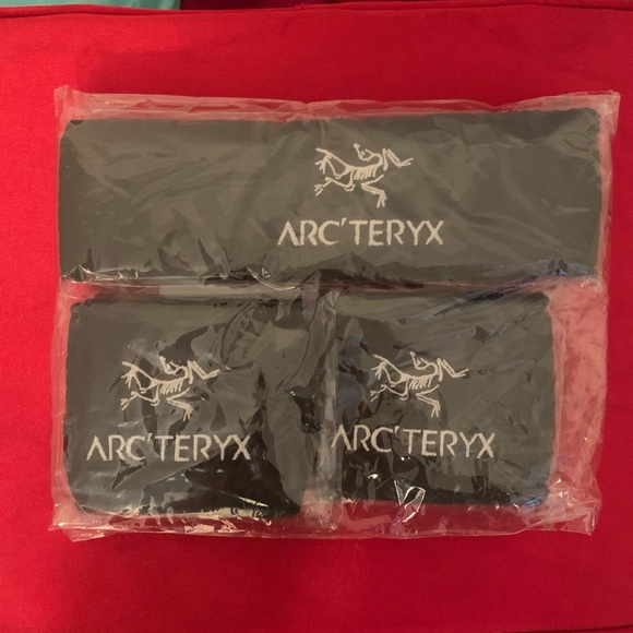 NEW! Arc’teryx Headband and Wristbands - Picture 2 of 3